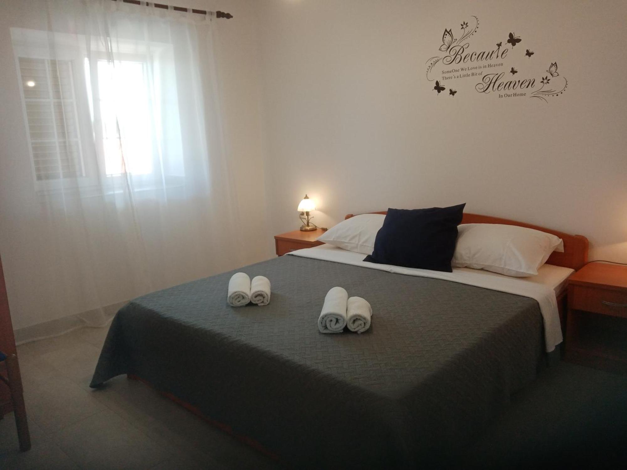 Apartments Marina ロパール エクステリア 写真